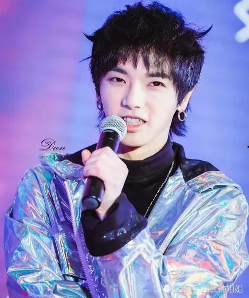 华晨宇娱乐吃瓜,揭秘娱乐圈背后的“吃瓜”真相